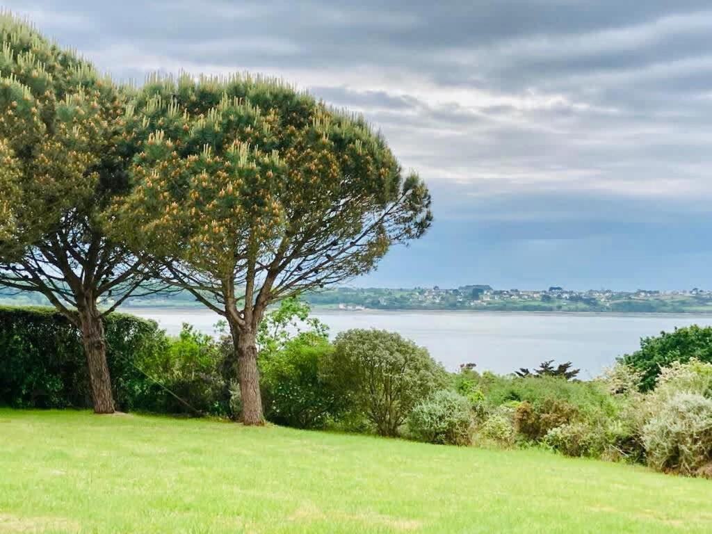 Kermartin - Maison De Famille Avec Vue Sur La Baie De Morlaix Plouezoc'h Екстер'єр фото