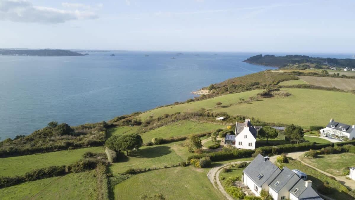 Kermartin - Maison De Famille Avec Vue Sur La Baie De Morlaix Plouezoc'h Екстер'єр фото