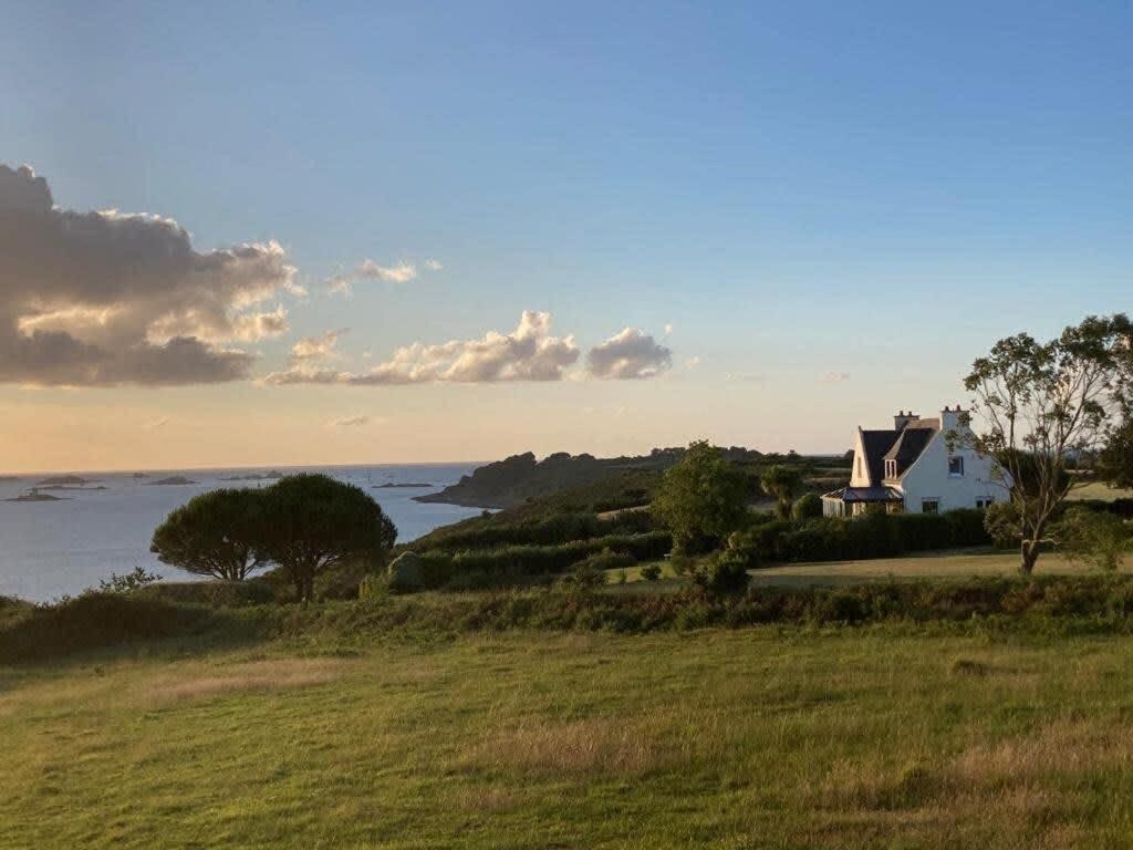Kermartin - Maison De Famille Avec Vue Sur La Baie De Morlaix Plouezoc'h Екстер'єр фото